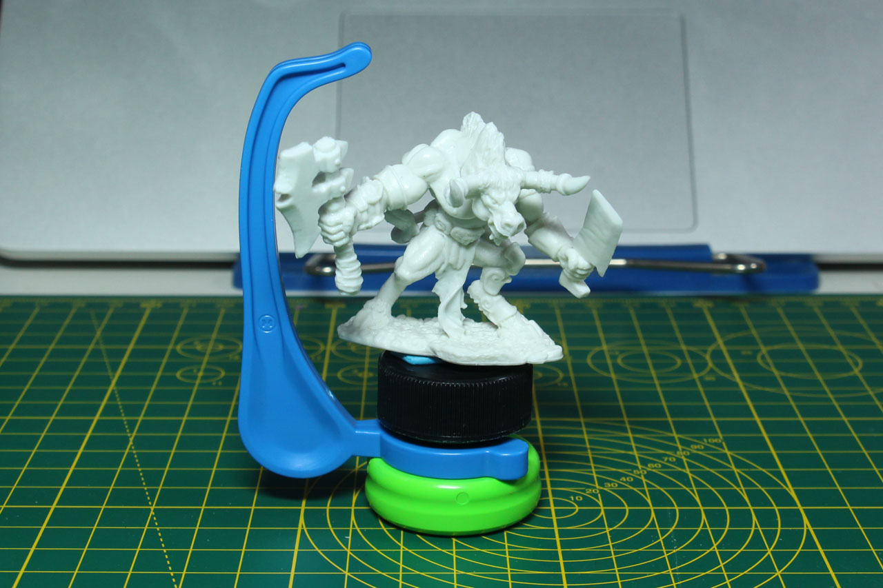 Game Envy Hobby Holder (Hands-on Review): A Worthy Painting Handle? -  Tangible Day
