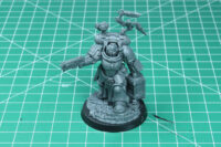 Warhammer 40,000 - Leviathan Apothecary Biologis