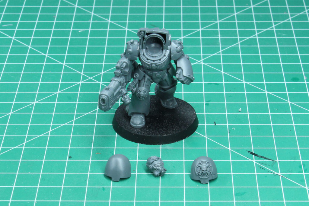 Warhammer 40,000 – Converting the Space Marine Terminators « chaosbunker.de