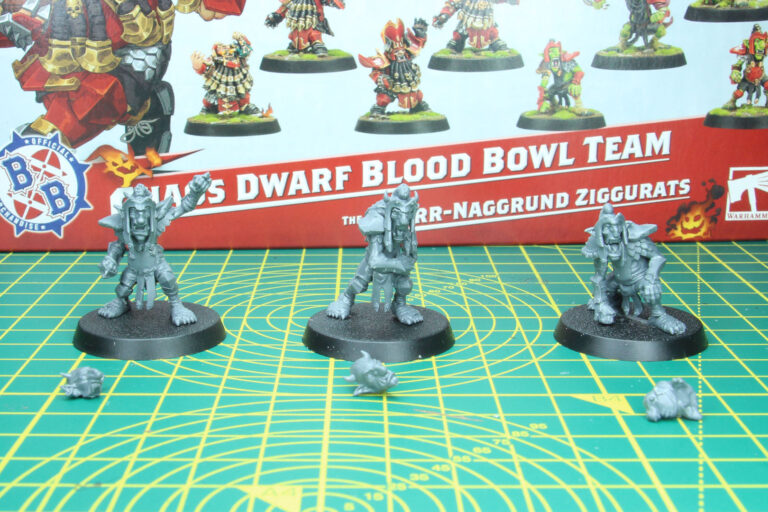 Blood Bowl - Équipe Chaos Dwarf Peinte - Neuve