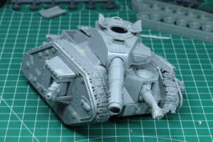 Warhammer 40,000 - Retro Terrain Leman Russ Tank Wreck