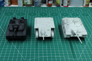 Ambush Miniatures - E-10 and E-25 Tank