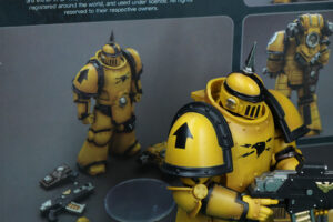 Warhammer 40,000 - JoyToy Imperial Fists Mk III Legionary