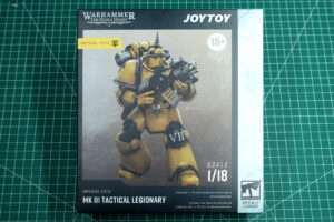 Warhammer 40,000 - JoyToy Imperial Fists Mk III Legionary