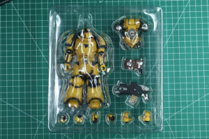 Warhammer 40,000 - JoyToy Imperial Fists Mk III Legionary